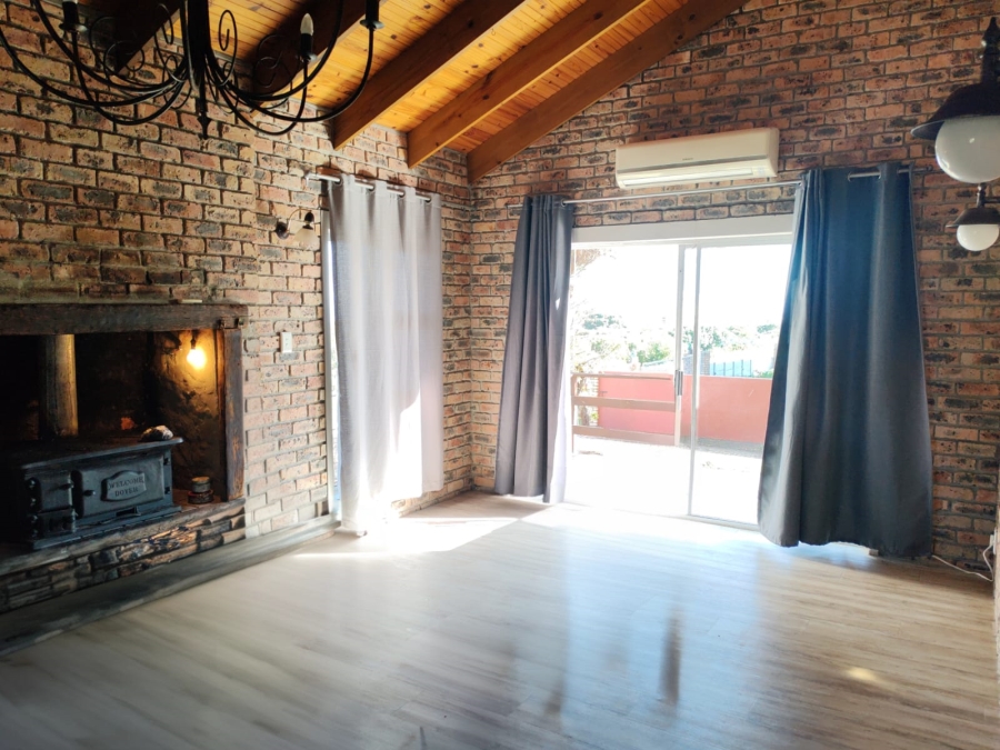 3 Bedroom Property for Sale in De Kelders Western Cape